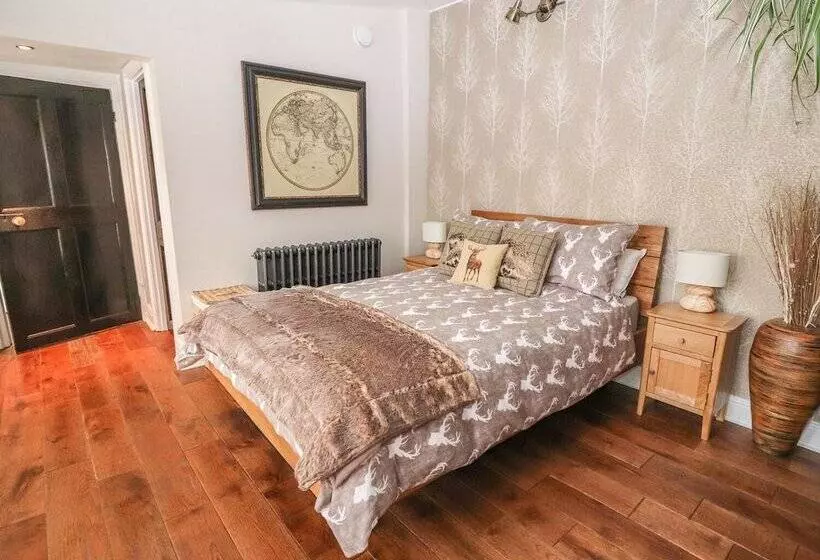 The Cottage @ The Coach House