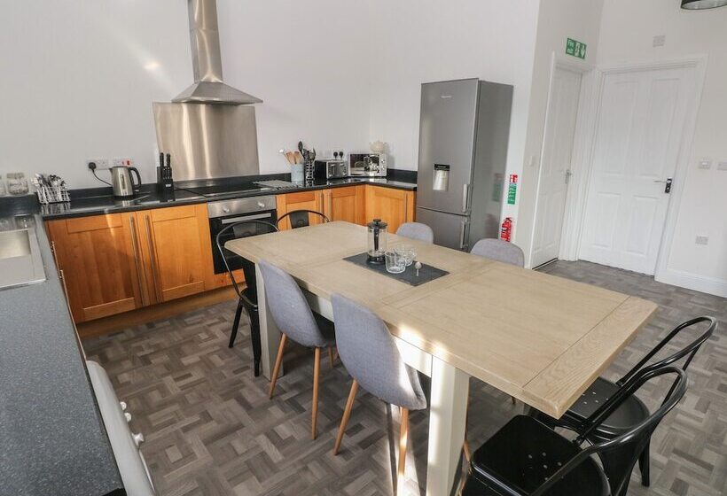 The Shell At The Hideaway