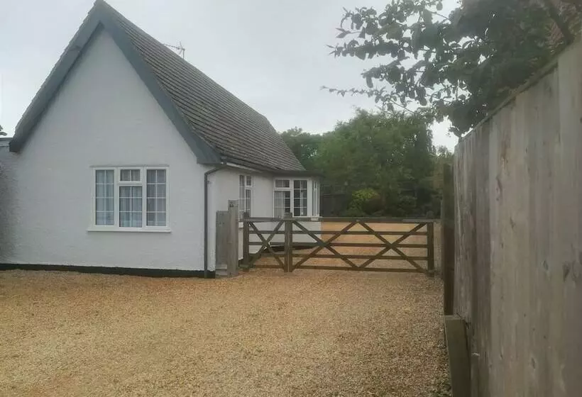 44 Sea Lane