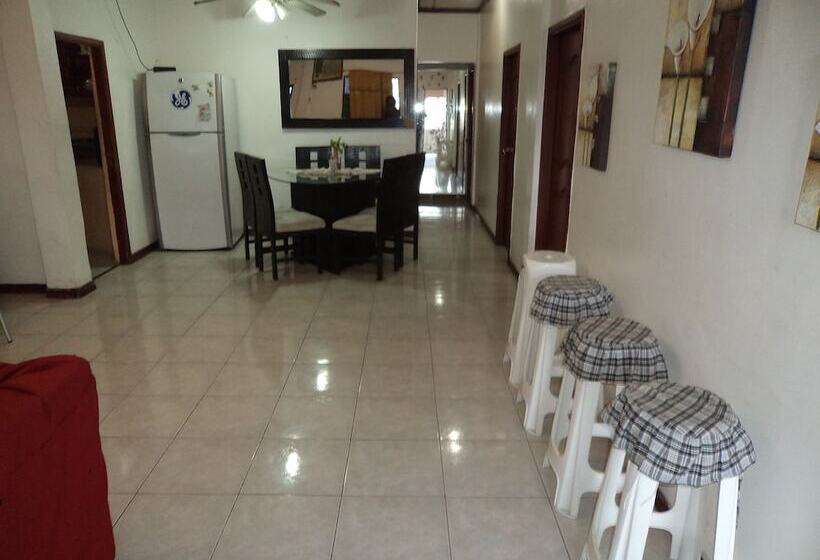 Hostel Mignay Backpacker