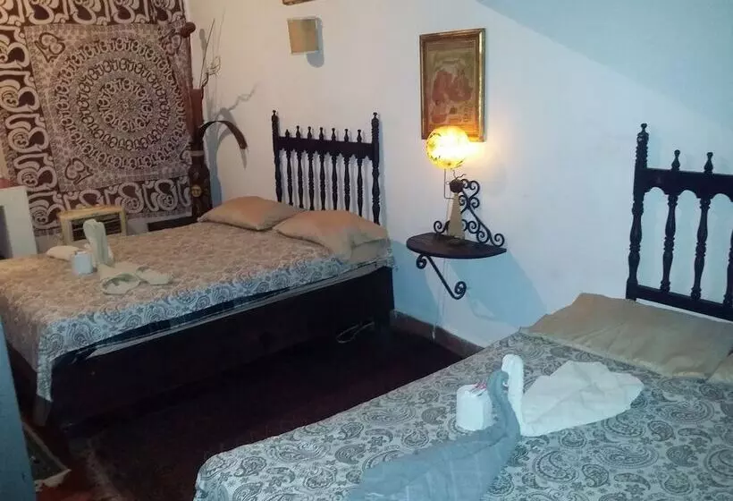 Aamiaismajoitus (B&B) Casa Tonantzin 2