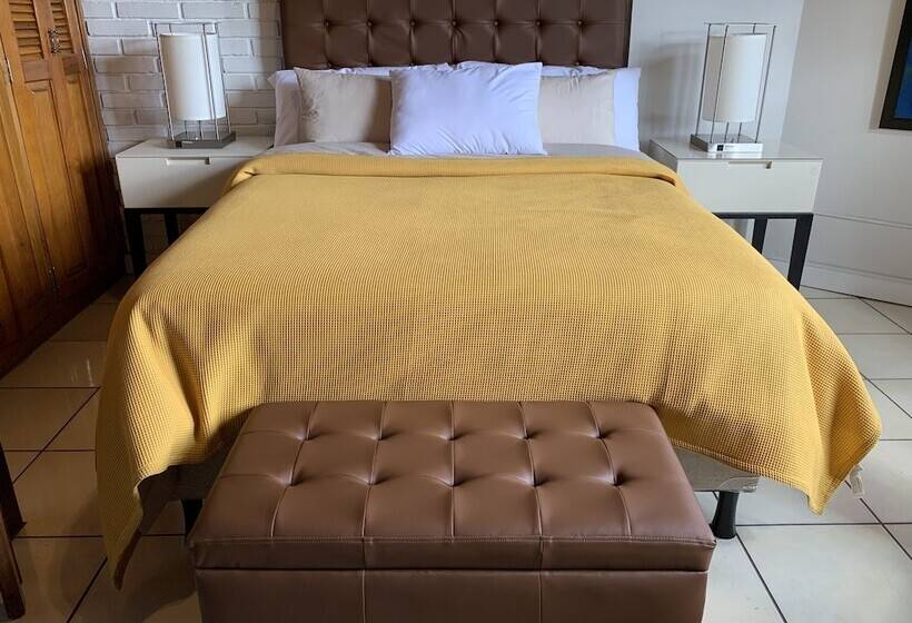 تختخواب و صبحانه La Casona Tgu Executive Rooms