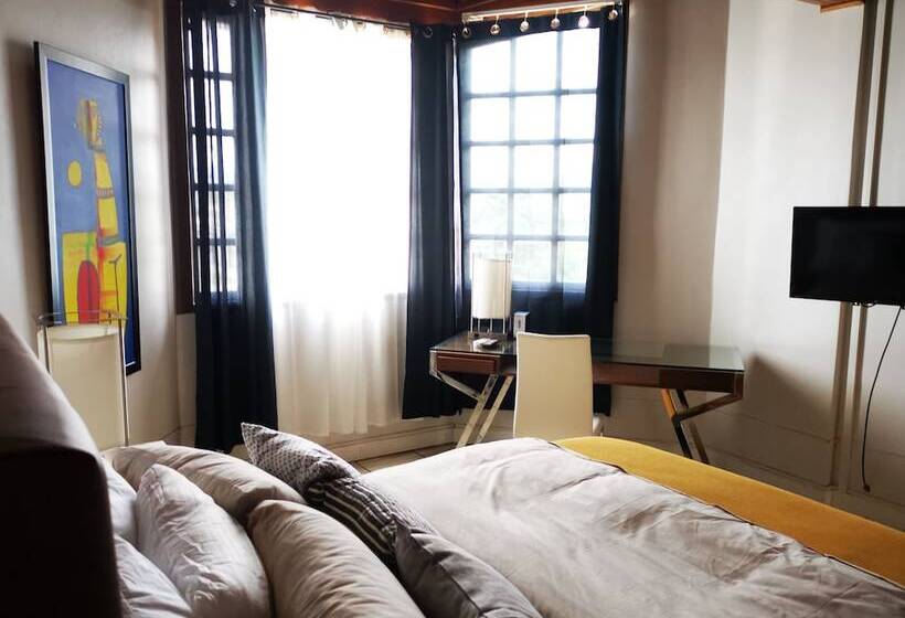 تختخواب و صبحانه La Casona Tgu Executive Rooms