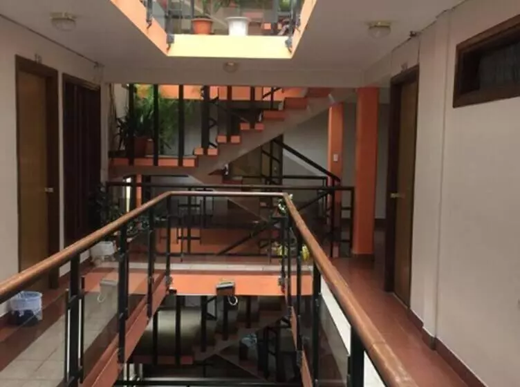 Copacabana Hostal
