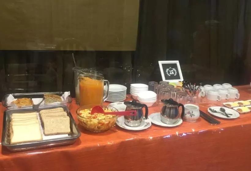 Copacabana Hostal