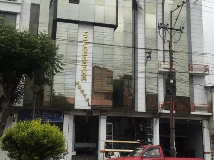Copacabana Hostal
