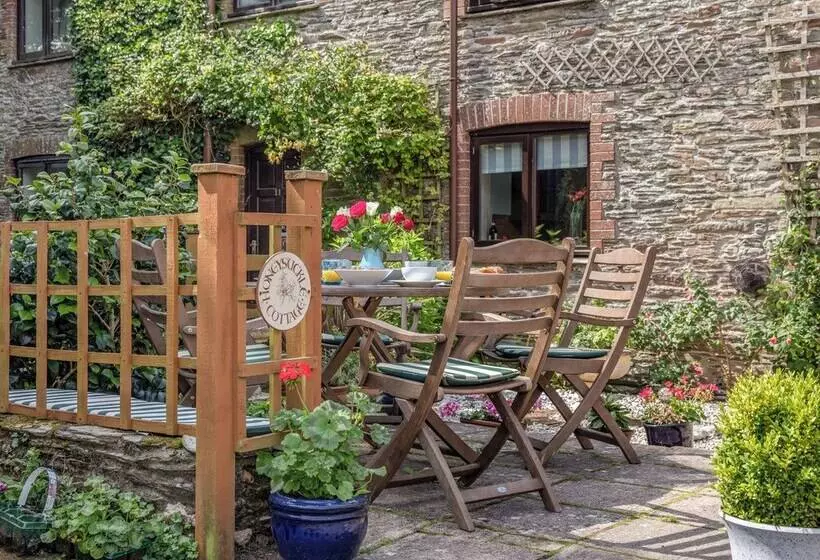 Honeysuckle Cottage