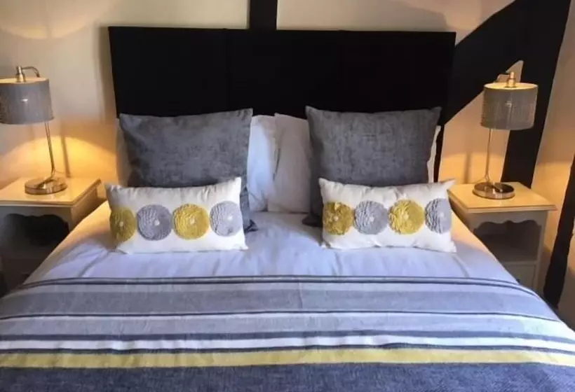 Hostelli The White Hart