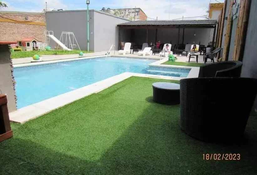 Hotelli Alemar Termas