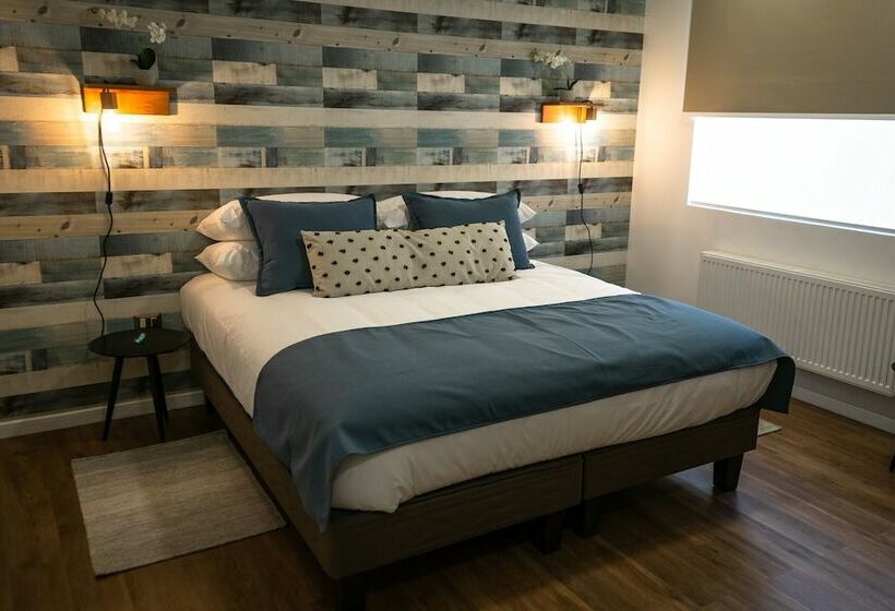 هتل Boutique Restaurant Kran Kreen