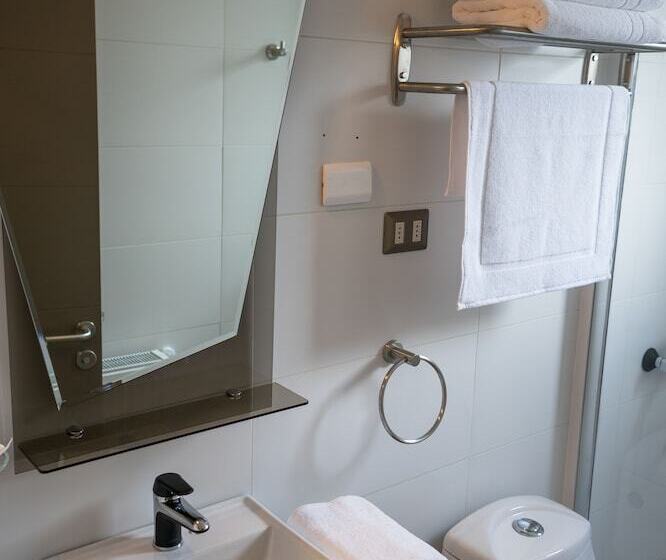 هتل Boutique Restaurant Kran Kreen