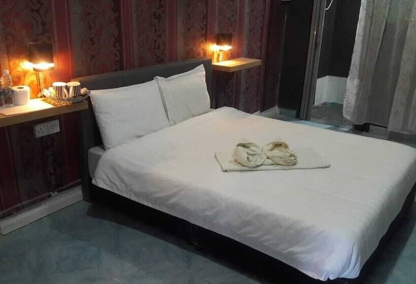 Green Town Hotel & Resort   Port Dickson