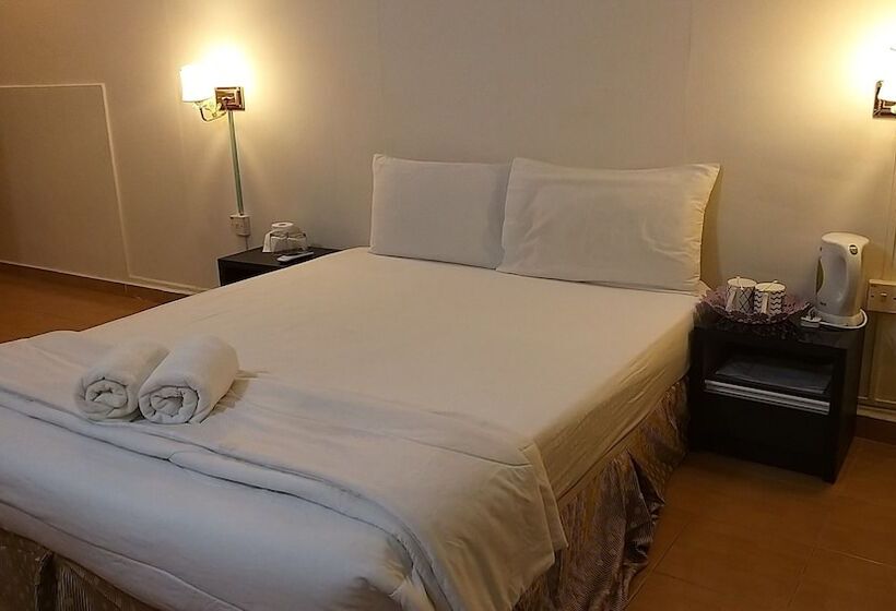 Green Town Hotel & Resort   Port Dickson