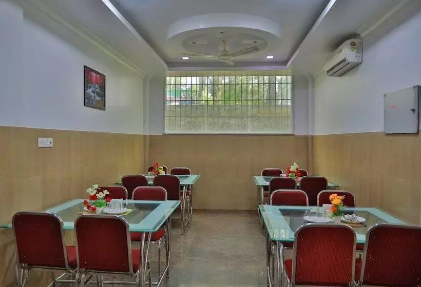 Hotelli Hydel Palace