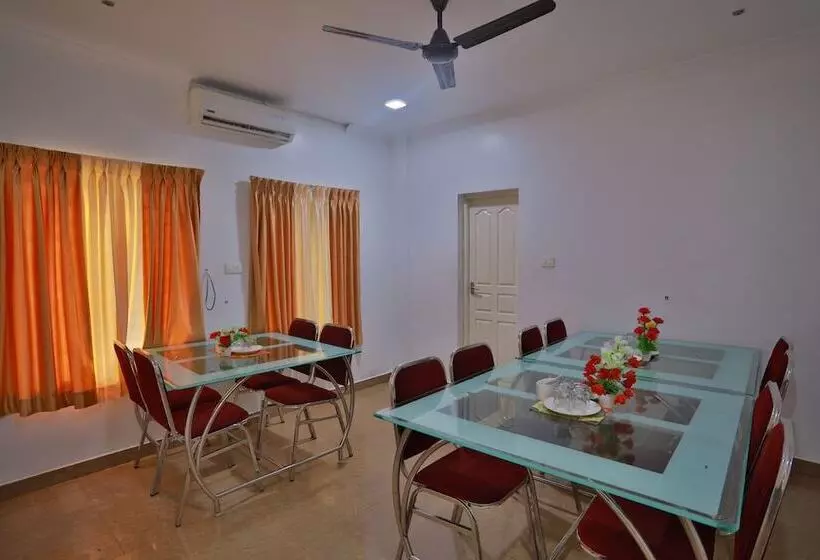 Hotelli Hydel Palace