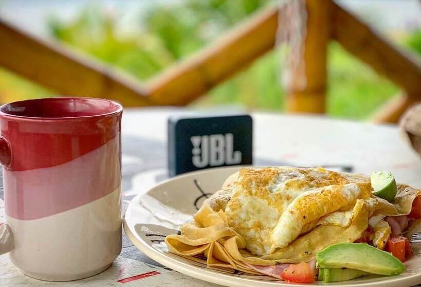 Hotel Montañita Chill Out House