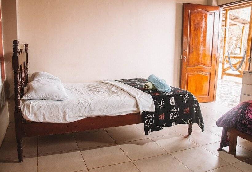 Hotel Montañita Chill Out House