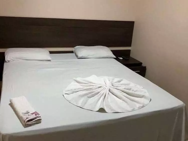 Hotel Paris