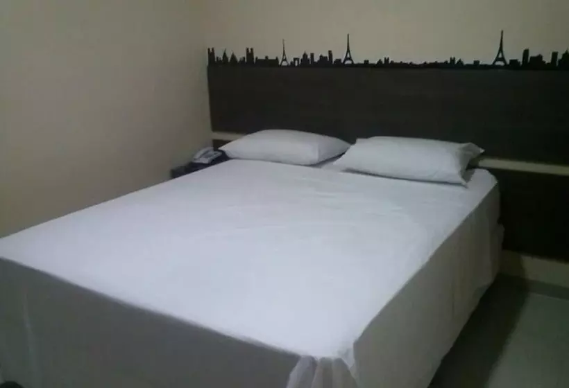 Hotel Paris