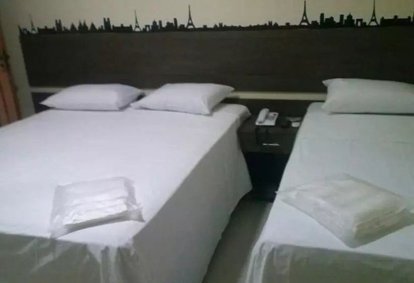 Hotel Paris