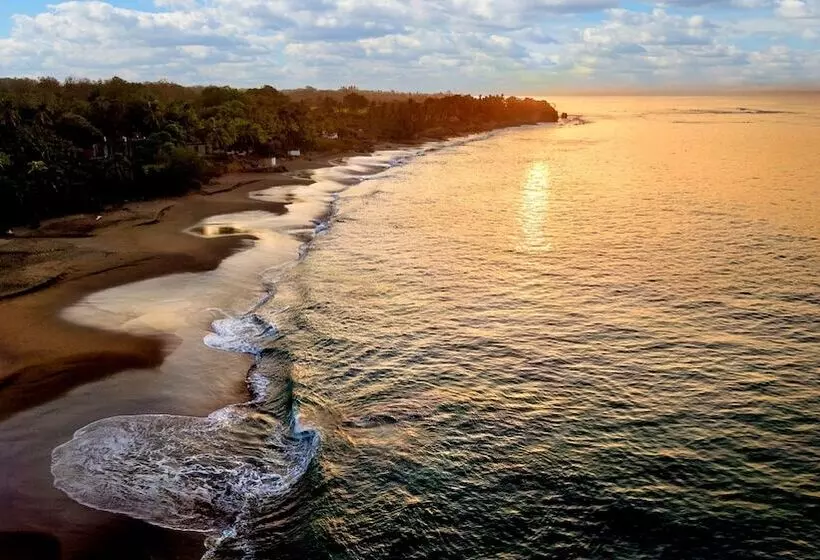 Hotelli Pedasi Ocean Properties