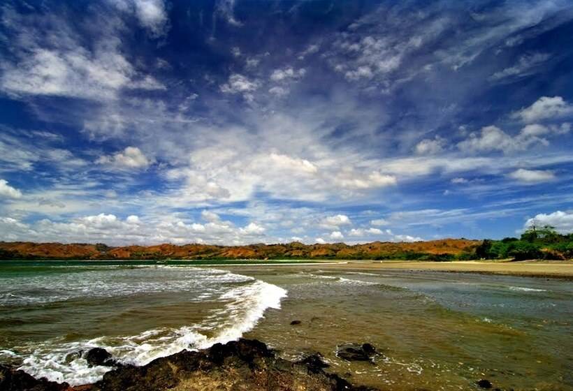 Отель Pedasi Ocean Properties