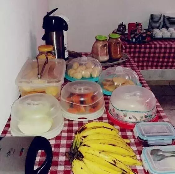 ホテル Pousada Tia Cota