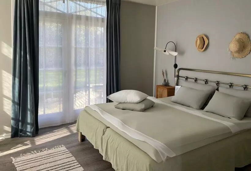 Hotelli Strandgaarden