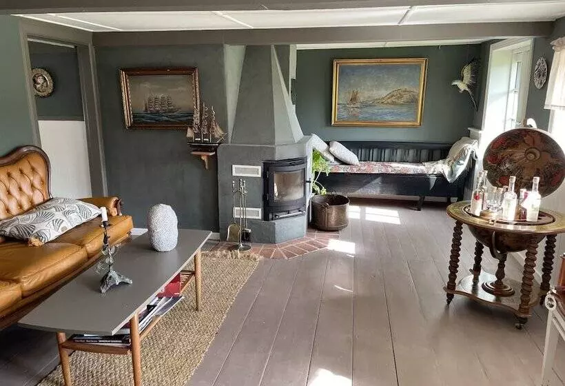 Hotelli Strandgaarden