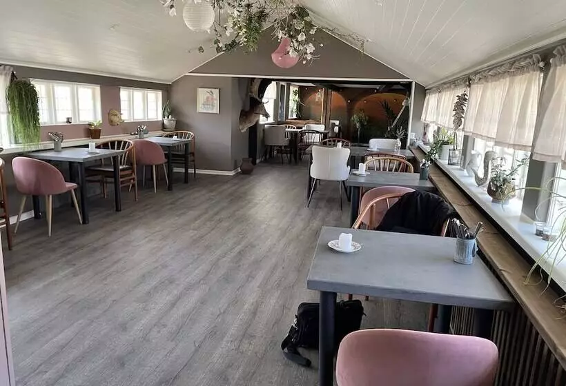 Hotelli Strandgaarden