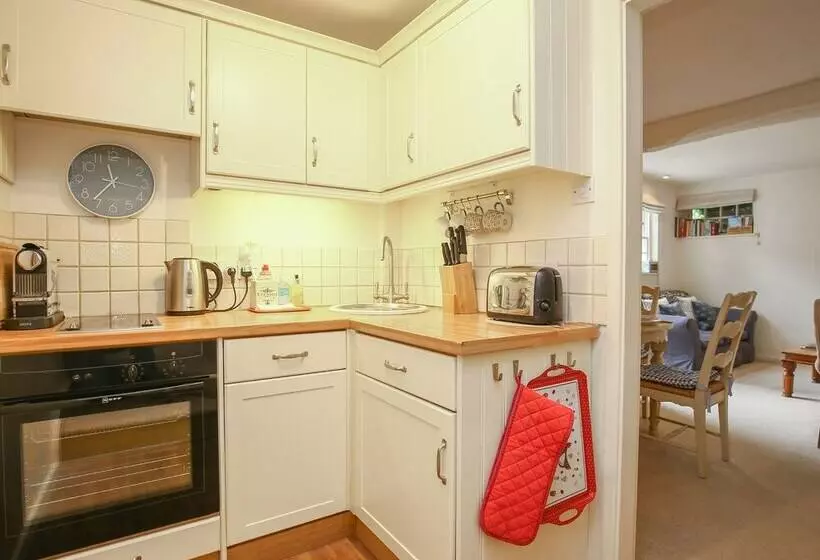 Kettle Cottage