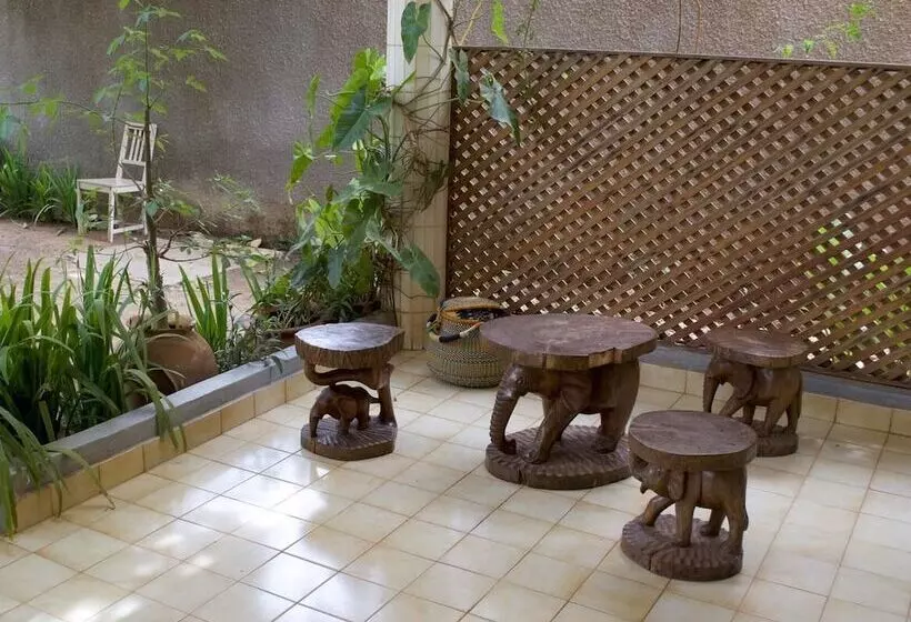 پانسیون B & B Le Nomade