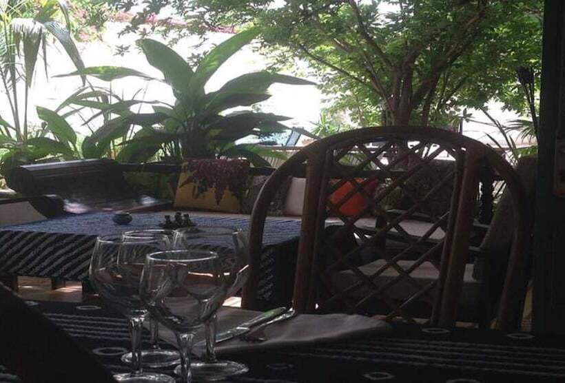 پانسیون B & B Le Nomade