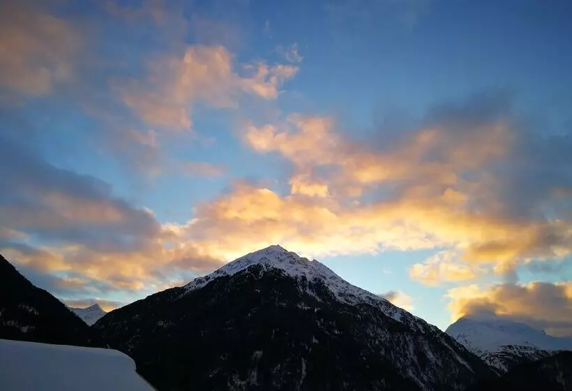 ペンション Haus Edmund