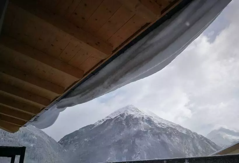 ペンション Haus Edmund