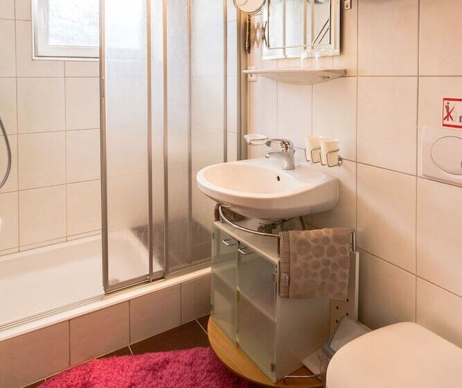 پانسیون Haus Edmund