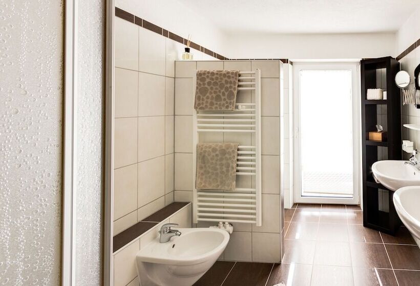 پانسیون Haus Edmund