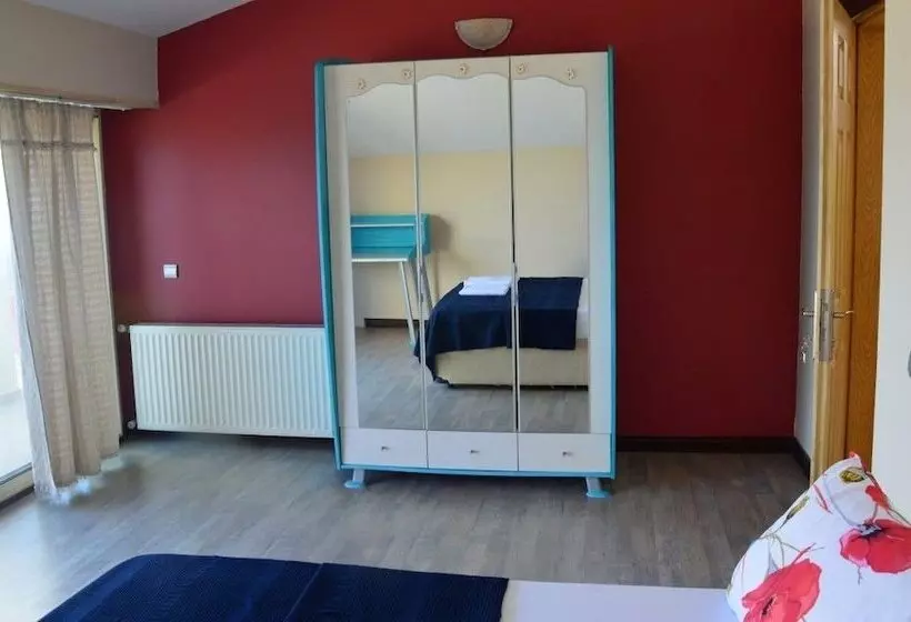 ペンション Zen House