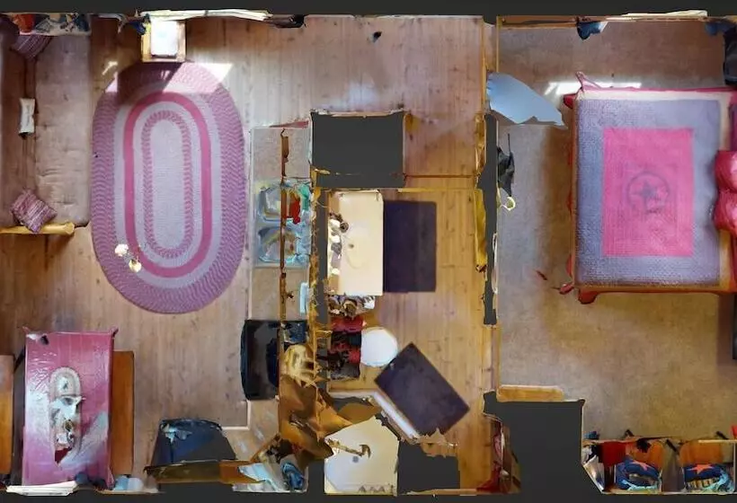 White Cabin Cozy Secluded Cabin