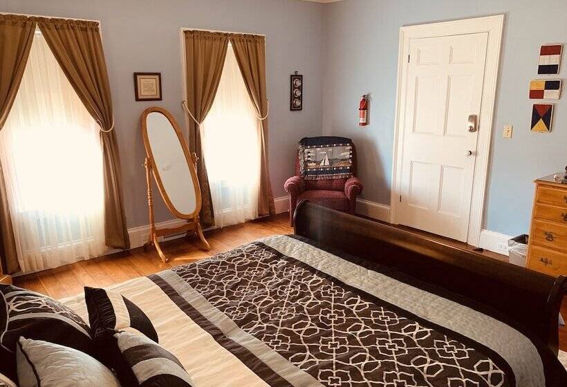 Centennial Inn Bed & Breakfast