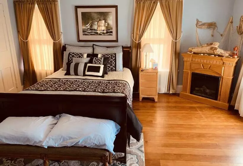 Centennial Inn Bed & Breakfast