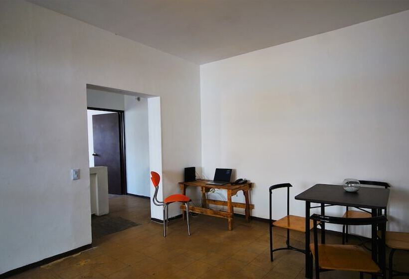 Hostal De La Pola Hostel