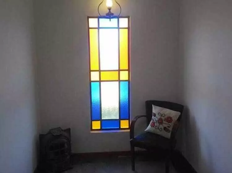 مسافرخانه Posada De Campo Los Teros