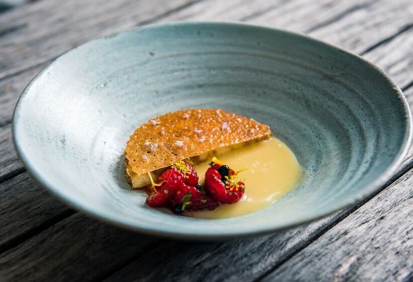 פונדק Sdr. Bjert Kro