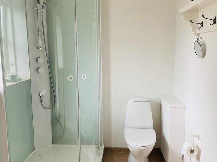 פונדק Sdr. Bjert Kro