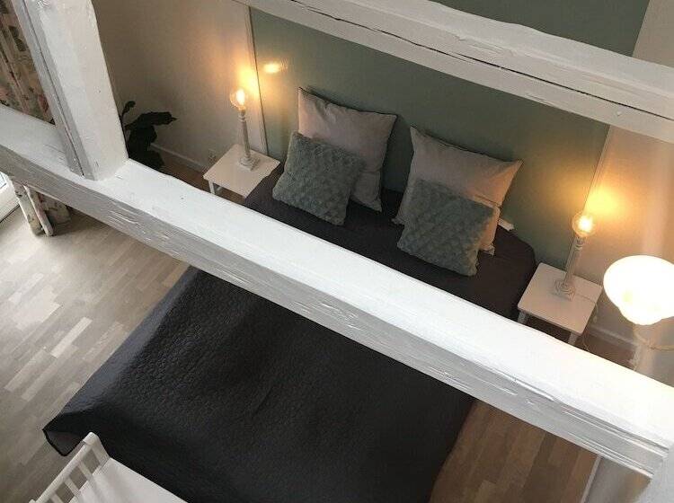 פונדק Sdr. Bjert Kro