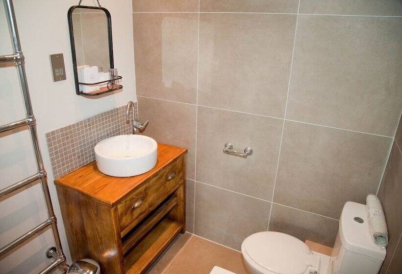 مسافرخانه The Devonshire Arms