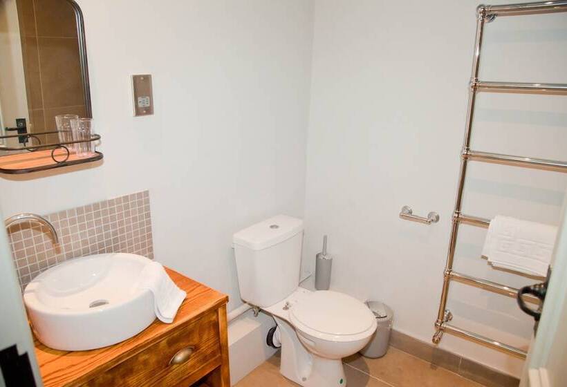 مسافرخانه The Devonshire Arms