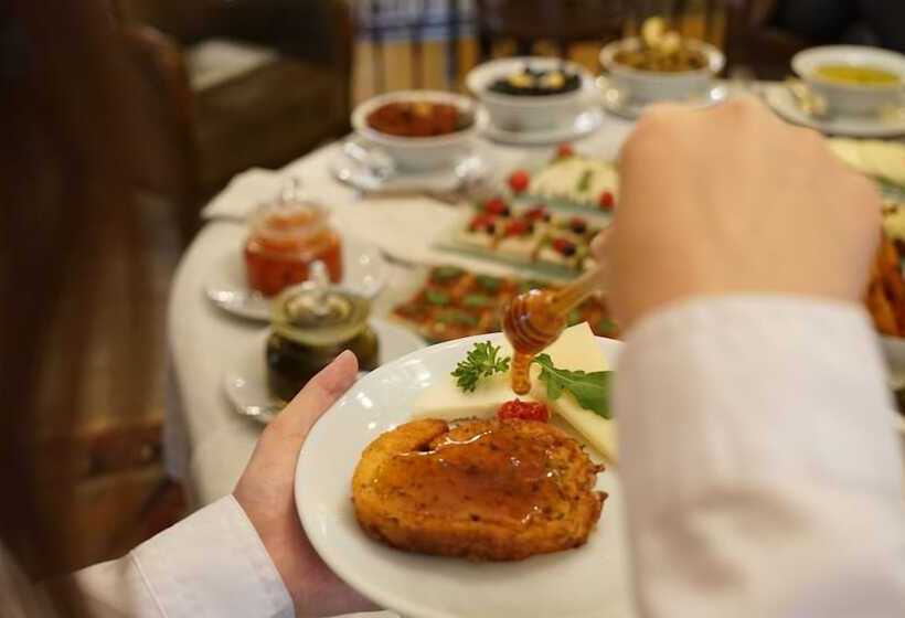 هتل Aya Yorgi Evleri