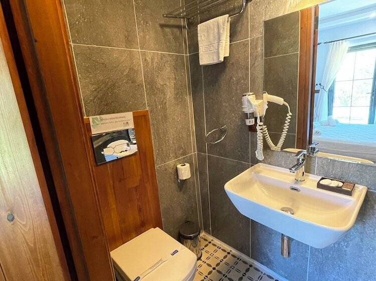 هتل Aya Yorgi Evleri